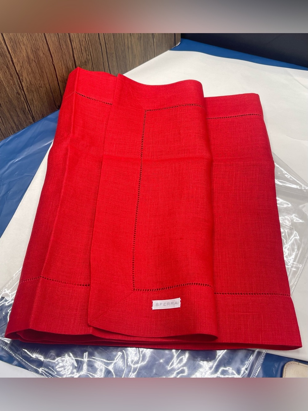 SFERRA Festival Table Runner Fine Pure Linen Italy Red 15x108”